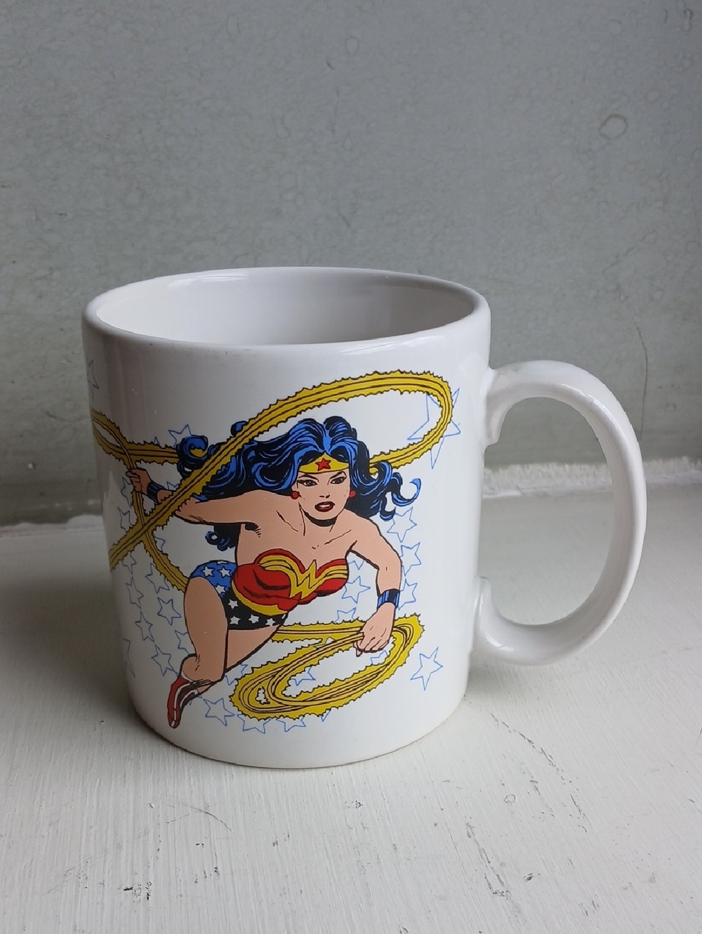Vintage DC Comics Wonder Woman Logo Mug - White, Red, Yellow & Blue